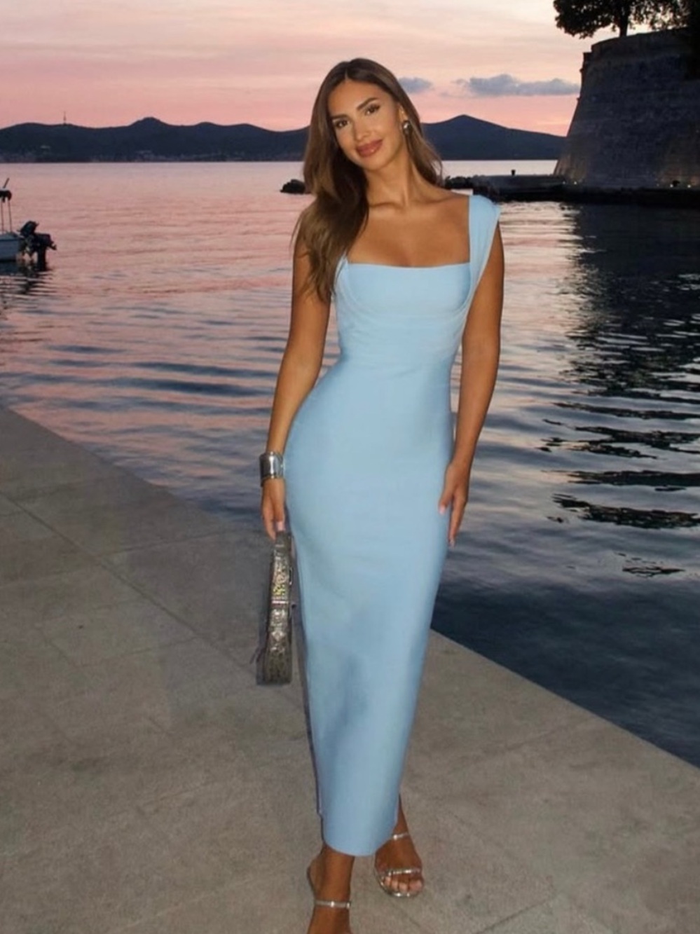 elliatt fiona blue fitted bodycon bandage knit maxi gown dress size medium NEW